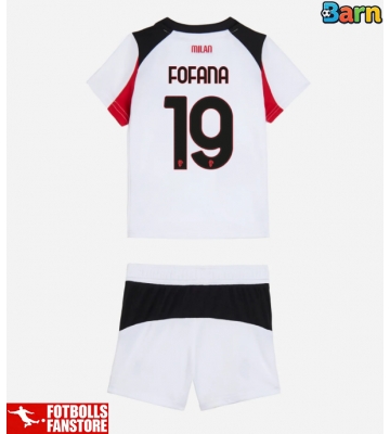 AC Milan Youssouf Fofana #19 Bortatröja Barn 2025-26 Kortärmad (+ Korta byxor)